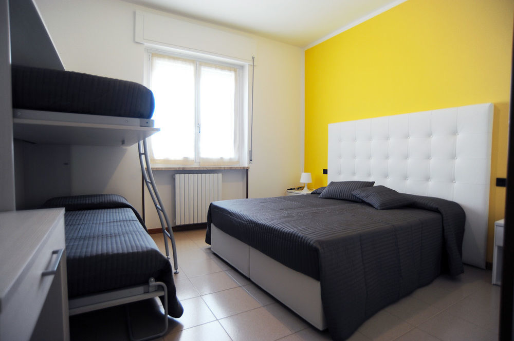 Albergo Al Sole Кастельнуово-дель-Гарда Экстерьер фото