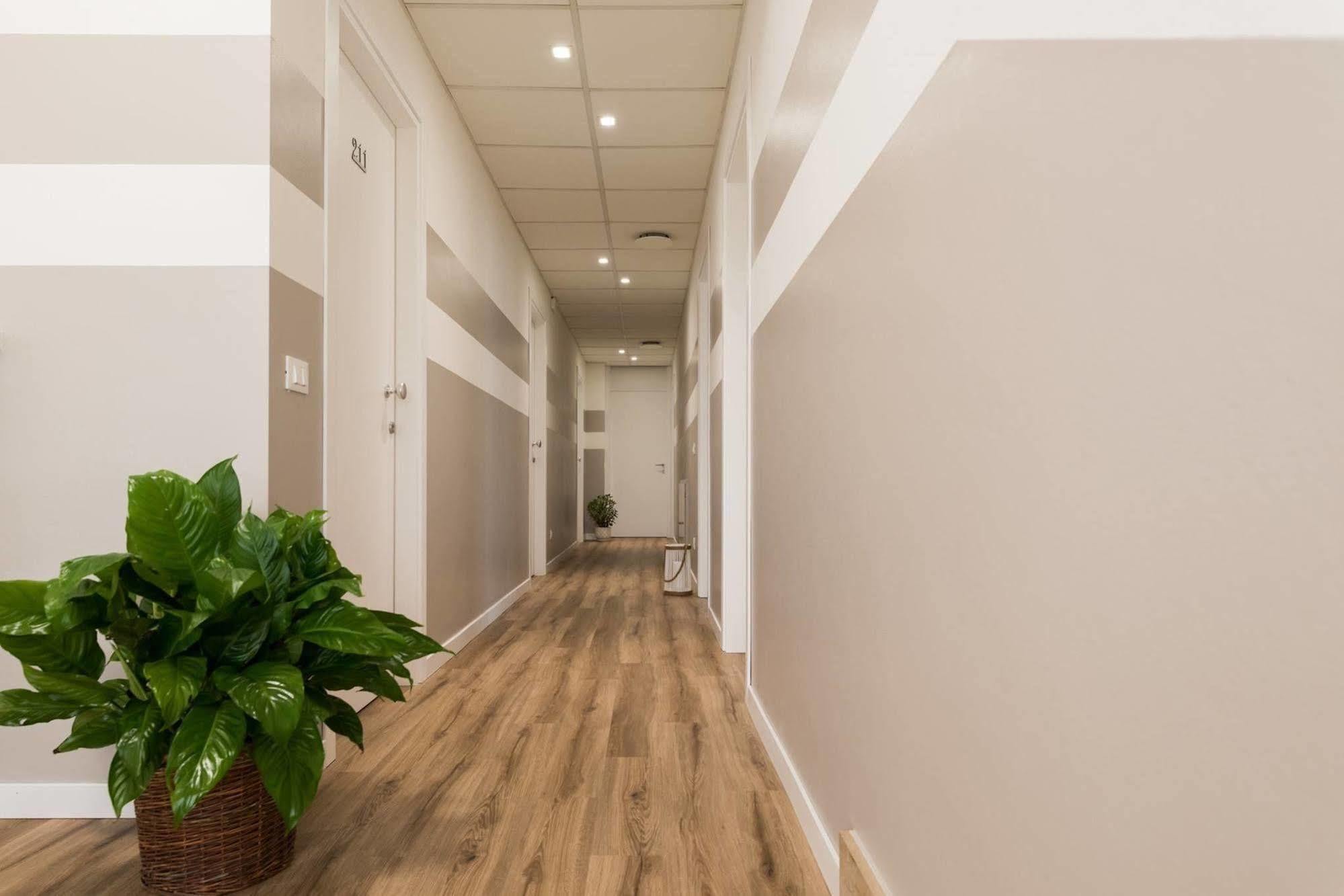 Albergo Al Sole Кастельнуово-дель-Гарда Экстерьер фото