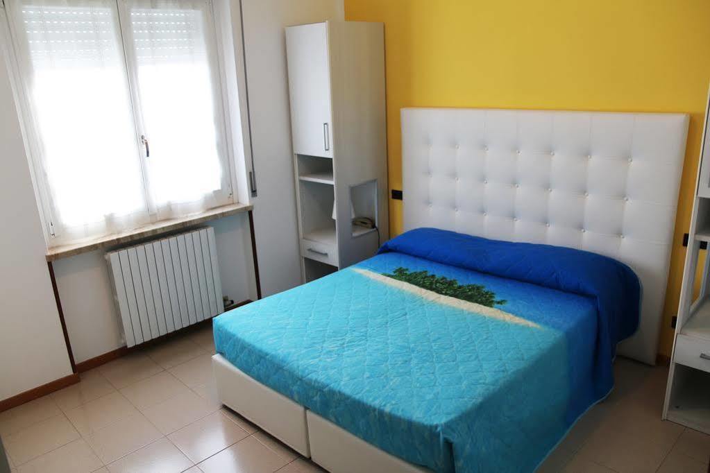 Albergo Al Sole Кастельнуово-дель-Гарда Экстерьер фото