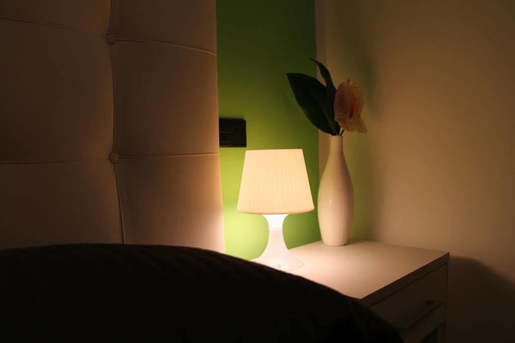 Albergo Al Sole Кастельнуово-дель-Гарда Экстерьер фото